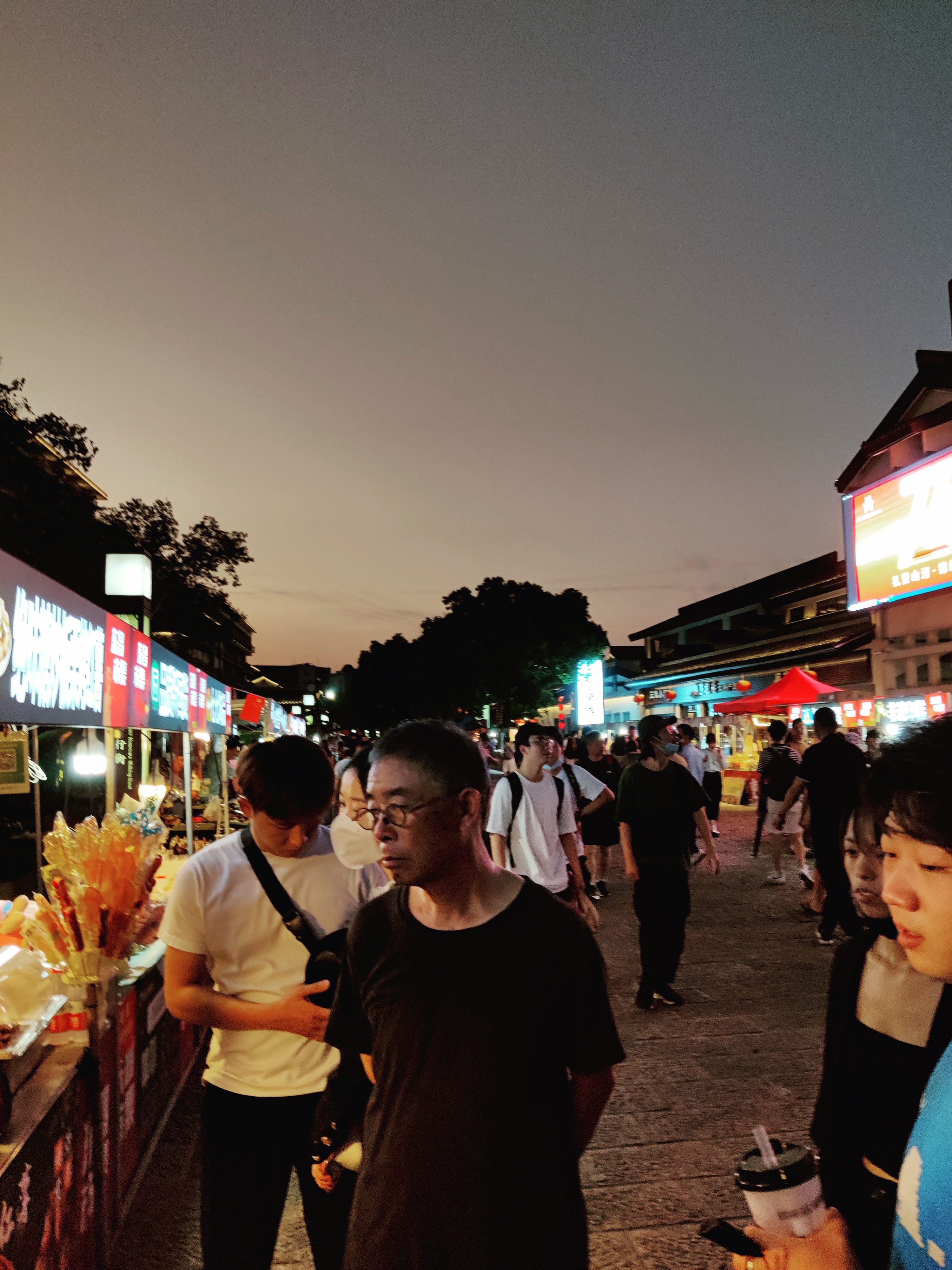 这是一条我很喜欢的小吃街